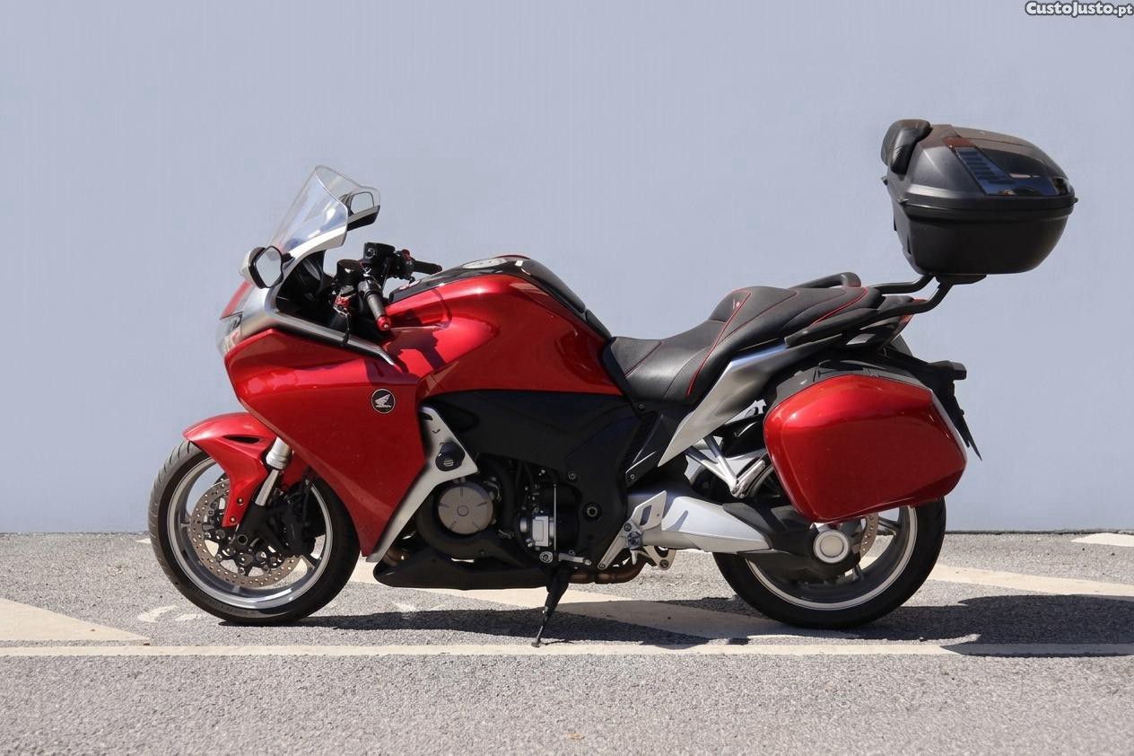 2866879903-honda-vfr1200f