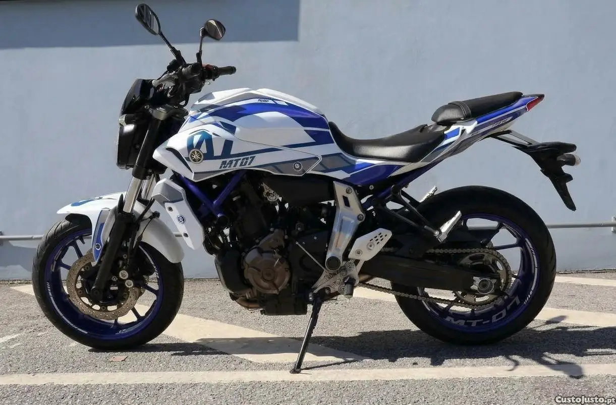 2877578906-yamaha-mt-07