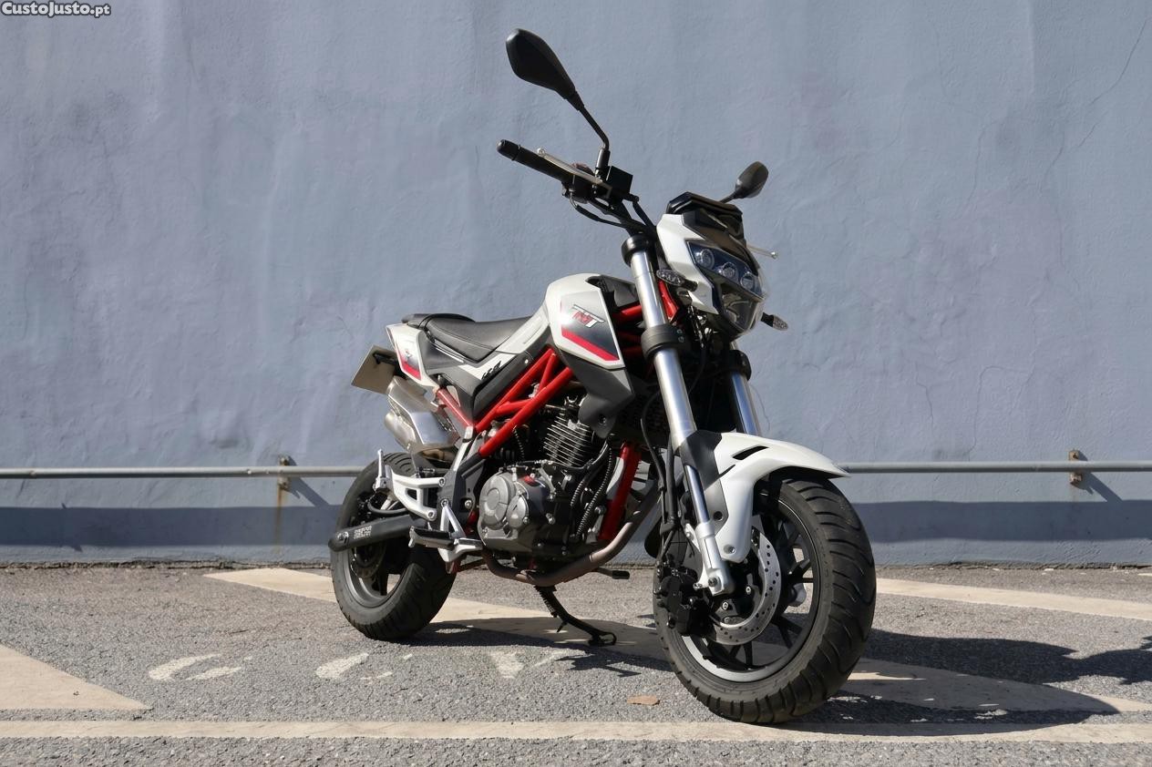 2884030685-benelli-tnt-125
