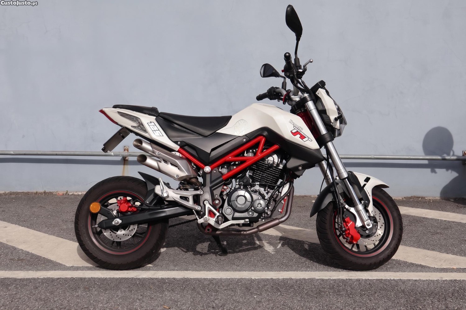 5439481578-benelli-tnt-125