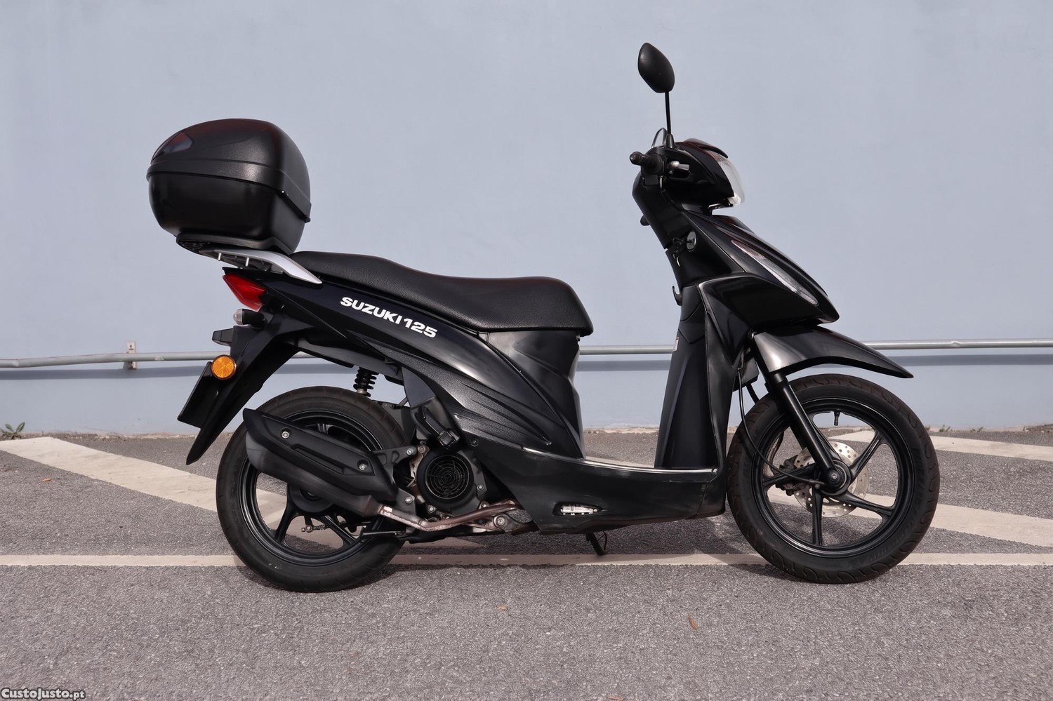 5440957125-suzuki-scooter-125